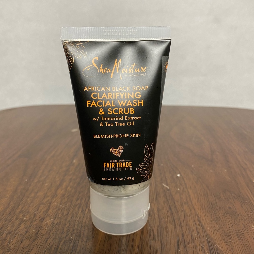 Shea Moisture Clarifying Facial Wash & Scrub